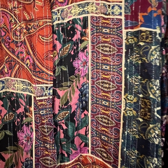 BARILOCHE Spain Metallic Paisley Floral Button Up Shirt Top Size ES 46/ FR 44 - Picture 6 of 7
